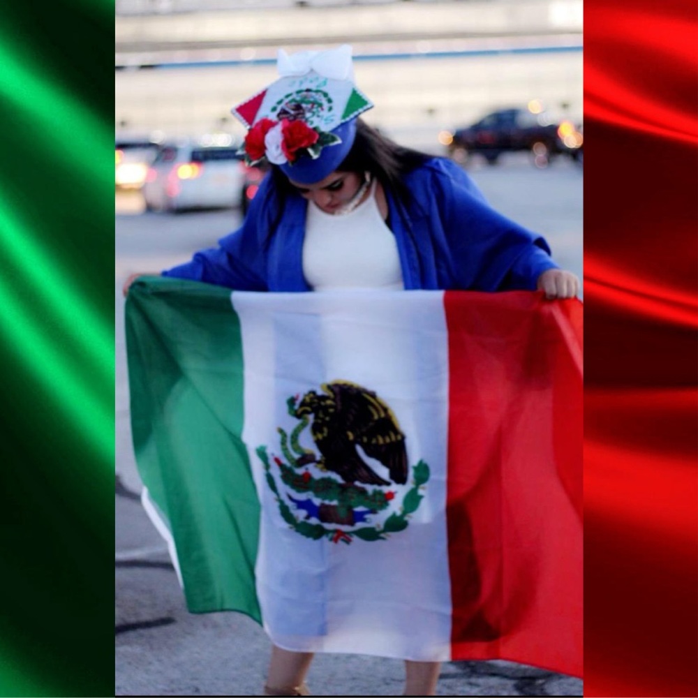 3 x 5 Mexican flag, polyester Mexican flag, double stitching with brass eyelets,